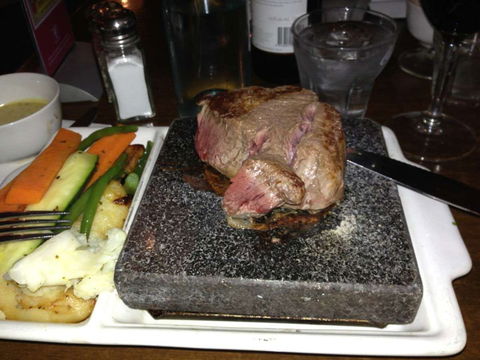 Aussiano Steaks & Pizza - eAccommodation 0