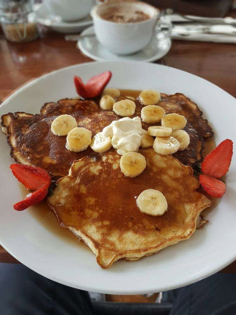 Charlotte's Table - eAccommodation 0