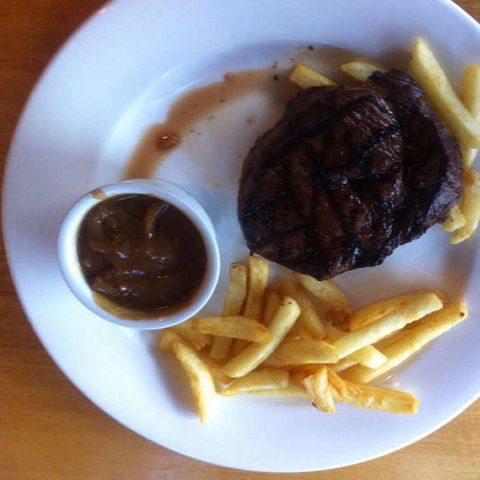 Cove Tavern - eAccommodation 0