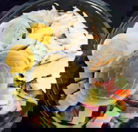 Molly's Takeaway Cafe - eAccommodation