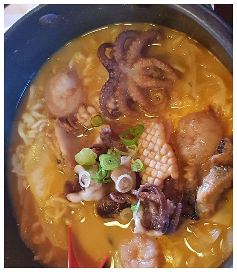 Moon Sushi - eAccommodation 0