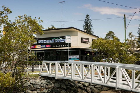 Chinderah Tavern - eAccommodation 0