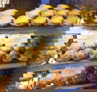 Master Chang's Bakery - Thornlie - eAccommodation