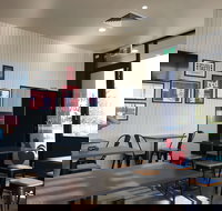 Red Rooster - Butler - eAccommodation