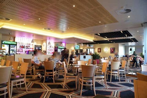 Angle Vale Tavern - eAccommodation 0