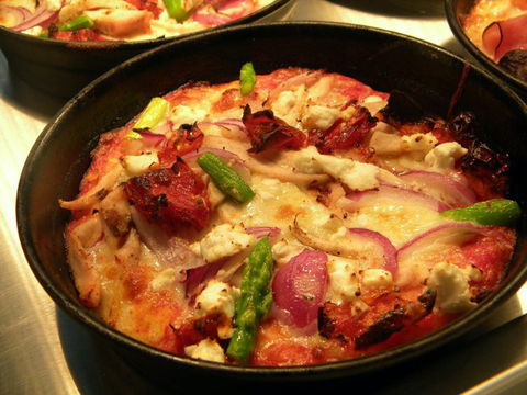 Asia Canteen - Arana Hills - eAccommodation 0