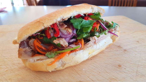 Jumpz Burger Bar - eAccommodation 0