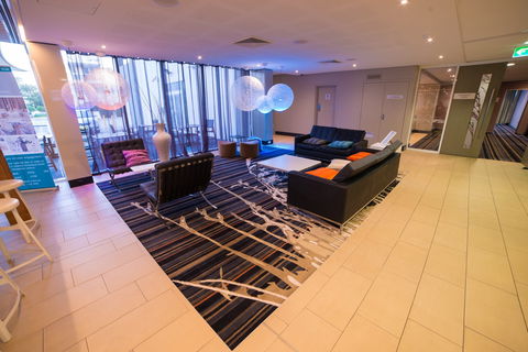 Q Cafe - eAccommodation 2