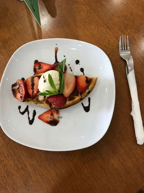 The Dragon Bowl - eAccommodation 0