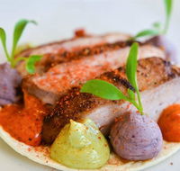 Linq Bar Restaurant - eAccommodation