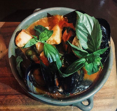 All' Antica Italian Restaurant & Pizzeria - eAccommodation 11