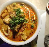 The Arch Rival Bar  Grill - eAccommodation