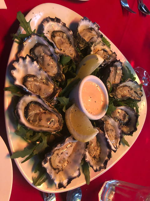 Valentinos Italian Restaurant & Pizzeria - eAccommodation 4