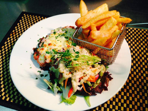 Raffles Hotel - eAccommodation 0