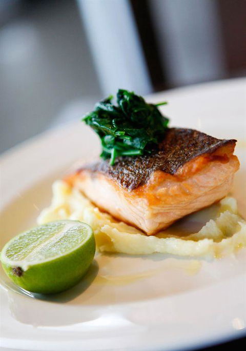 Schnitzel Encounter - eAccommodation 9