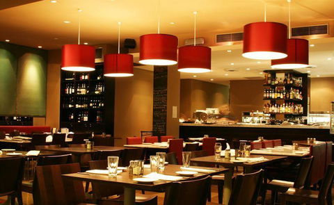 Schnitzel Encounter - eAccommodation 10