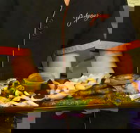 Johnnys Dine-In Takeaway - eAccommodation