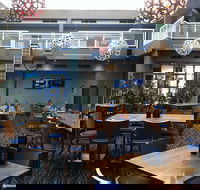 Lighthouse Hotel Bistro - eAccommodation