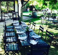 Stone  Barrow - eAccommodation