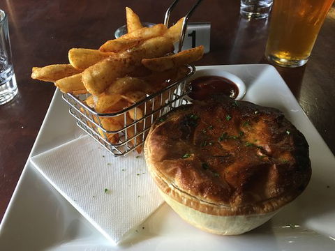 Tannin Restaurant - eAccommodation 0