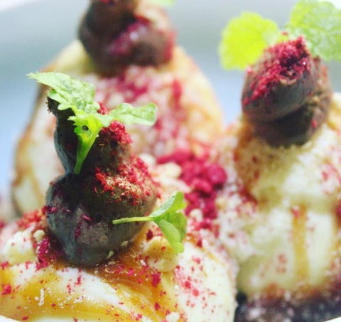 FOS Kitchen & Bar - eAccommodation 9