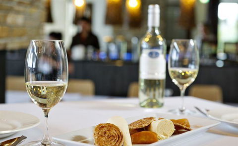 Other Side Of The Moon Restaurant - eAccommodation 2