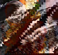 New York New York Pizza  Grill - eAccommodation