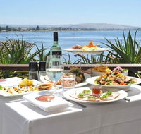 Eat at Whalers restaurant - eAccommodation