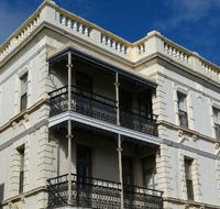 Cafe 129 - eAccommodation