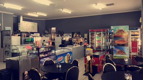 Gum Flat Diner & Take Away - eAccommodation 0