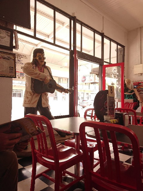 Eagle Rock Cafe - eAccommodation 1