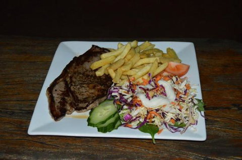 Garradunga Hotel - eAccommodation 0