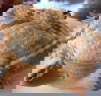 Pinnacle Hotel - eAccommodation