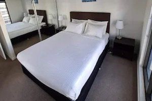 Fleet Lane Apartments - eAccommodation 3