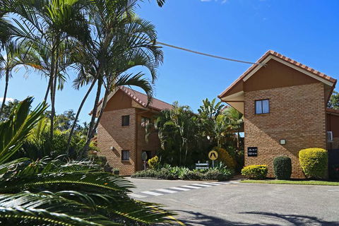 Quality Hotel Robertson Gardens - eAccommodation 0