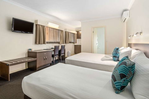 Quality Hotel Robertson Gardens - eAccommodation 12