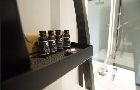 Little National Hotel - eAccommodation 5