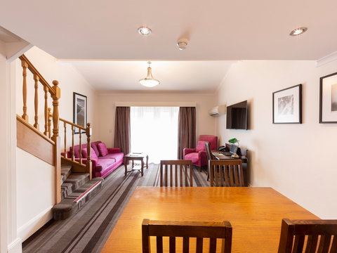 Mercure Canberra Hotel - eAccommodation 5