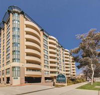 Adina Serviced Apartments James Court - eAccommodation