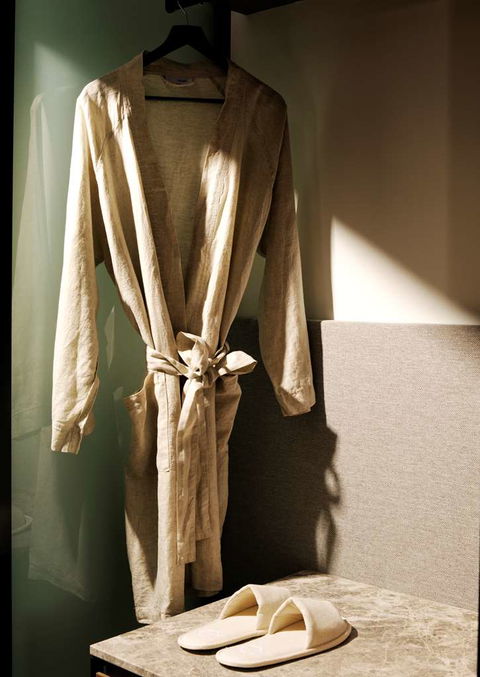 A By Adina Canberra - eAccommodation 8