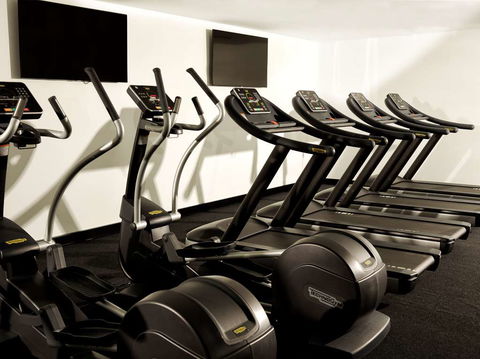 A By Adina Canberra - eAccommodation 12