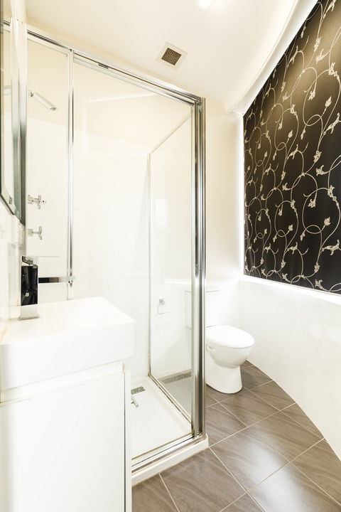 Airport Hotel Sydney - eAccommodation 4