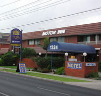 Hume Villa Motor Inn - eAccommodation