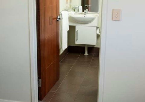 Mantra One Sandy Bay Road - eAccommodation 4