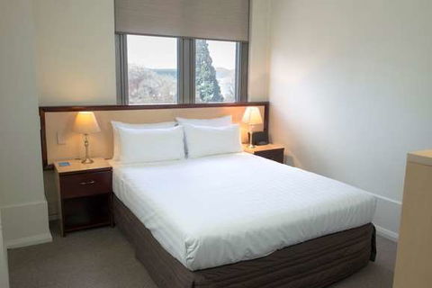 Mantra One Sandy Bay Road - eAccommodation 8