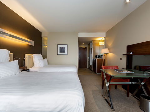 Pullman Hotel at Sydney Olympic Park - eAccommodation 7