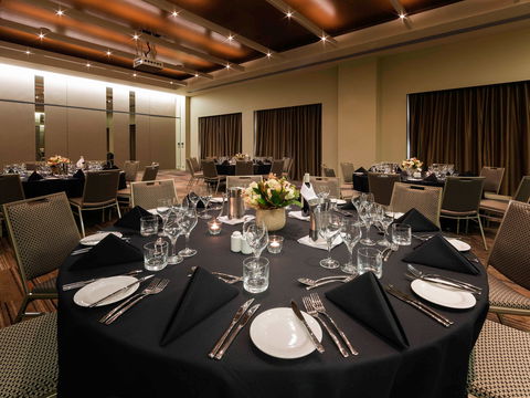 Pullman Hotel at Sydney Olympic Park - eAccommodation 9