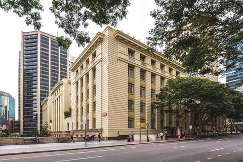 Adina Apartment Hotel Anzac Square - eAccommodation 0