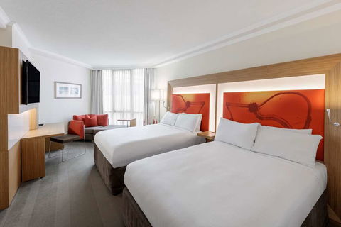 Amora Hotel Brisbane - eAccommodation 9