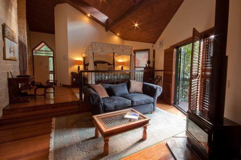 Escarpment Retreat - eAccommodation 2